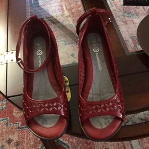 J-41 Adventure shoes